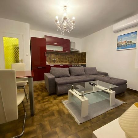 Apartman Nela Apartment Poreč Exterior foto